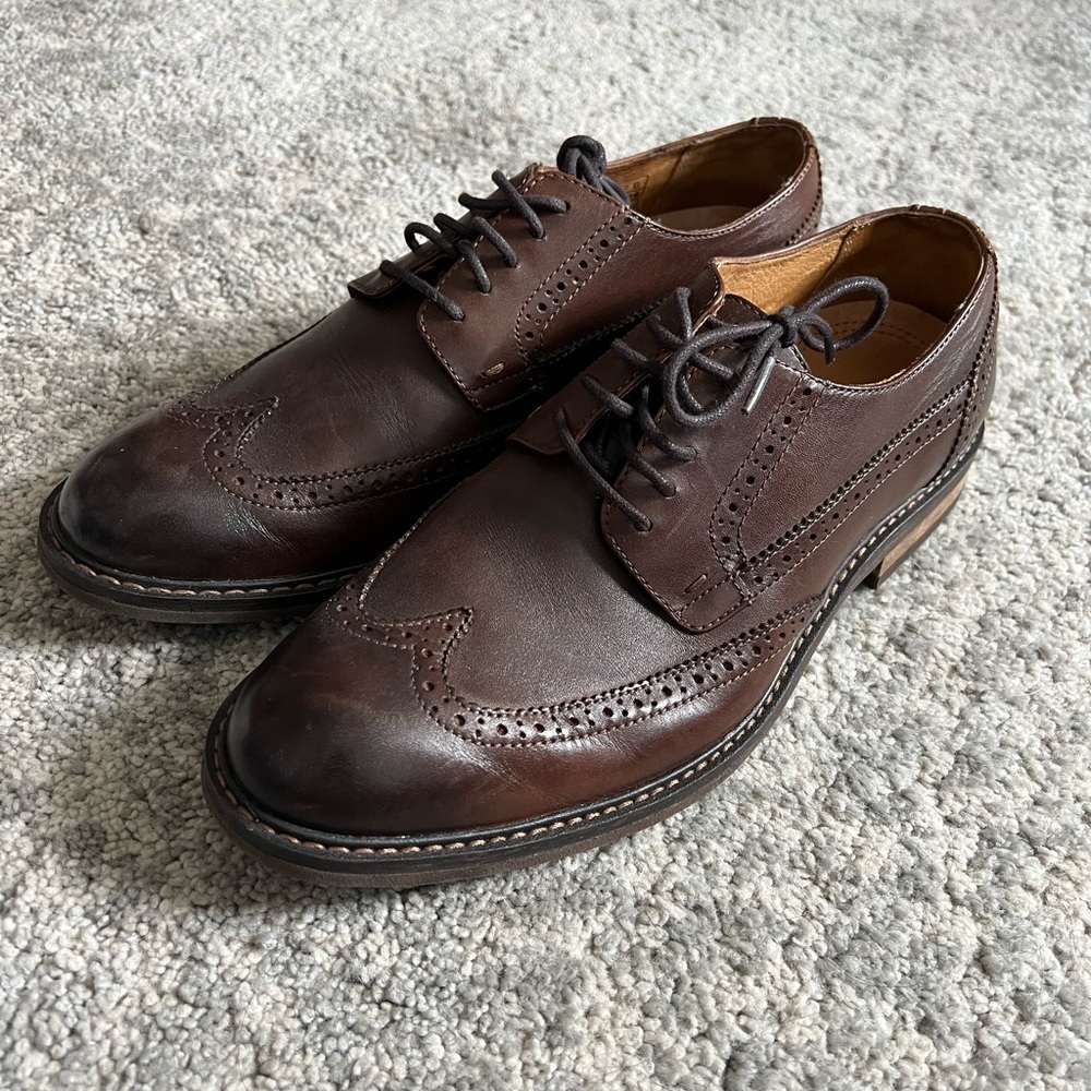 NWT Vionic Men’s Brown Oxford Shoes